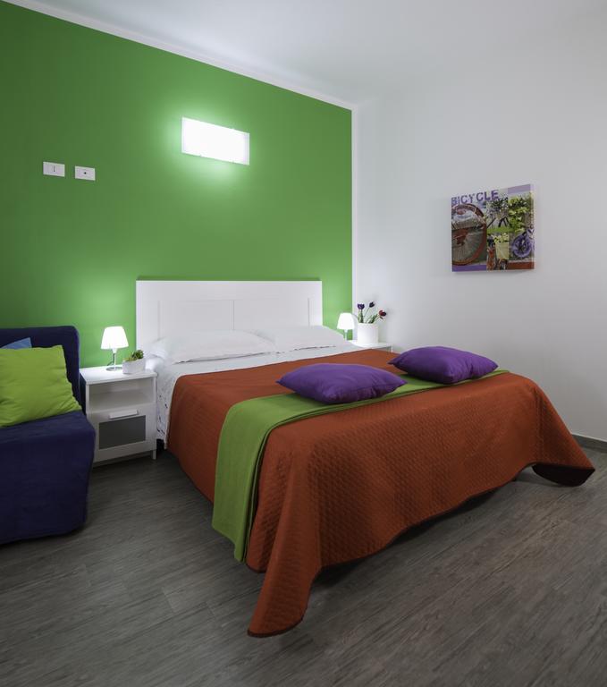 Airport Home & Bringo Car Rental Carini Habitación foto